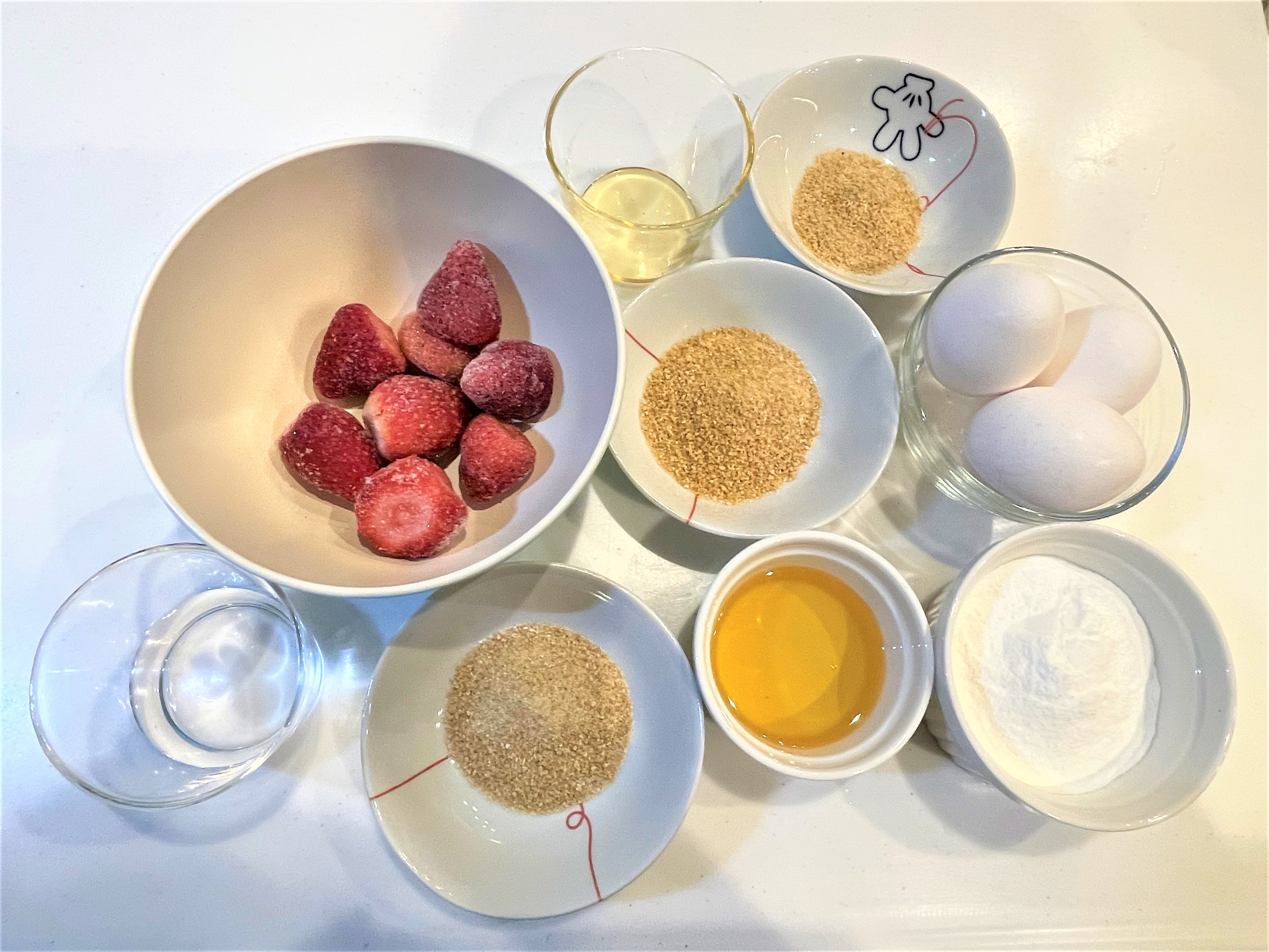 いちご大福風シフォンケーキ」はふんわり食感！ほんのり春色！